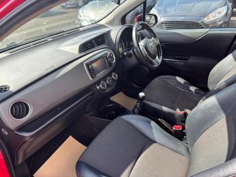 Toyota Yaris 1.33 Dual VVT-i SR Euro 5 5dr