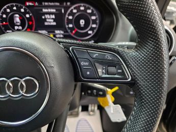 Audi Q2 1.5 TFSI CoD 35 Black Edition S Tronic Euro 6 (s/s) 5dr