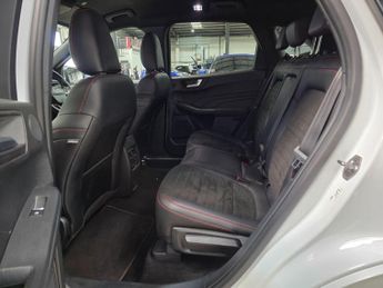 Ford Kuga 2.5 EcoBoost Duratec 14.4kWh ST-Line CVT Euro 6 (s/s) 5dr