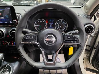 Nissan Juke 1.0 DIG-T Acenta DCT Auto Euro 6 (s/s) 5dr