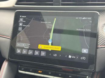 MG MG ZS 72.6kWh Trophy Connect Long Range Auto 5dr