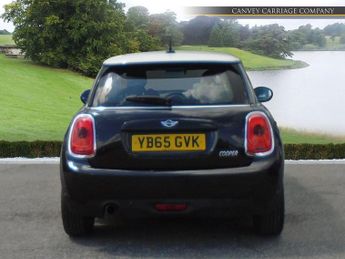 MINI Hatch 1.5 Cooper Auto Euro 6 (s/s) 3dr