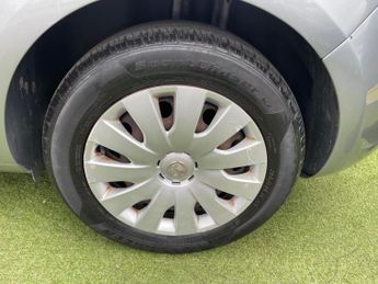 Vauxhall Astra 1.6 16v Exclusiv Auto Euro 5 5dr