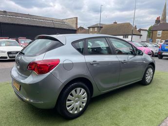 Vauxhall Astra 1.6 16v Exclusiv Auto Euro 5 5dr