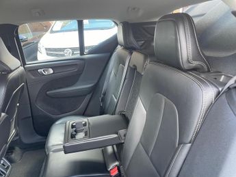 Volvo XC40 2.0 D4 Inscription Pro Auto AWD Euro 6 (s/s) 5dr