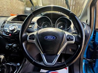 Ford Fiesta 1.5 TDCi Titanium Euro 5 5dr