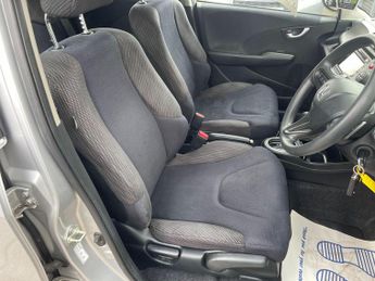 Honda Jazz 1.4 i-VTEC ES-T CVT Euro 5 5dr
