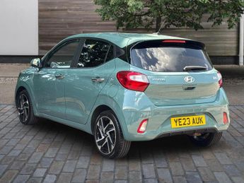 Hyundai i10 1.0 Premium Hatchback 5dr Petrol Auto Euro 6 (s/s) (67 ps)