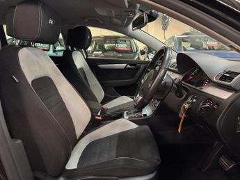 Volkswagen Passat 1.4 TSI BlueMotion Tech R-Line Estate 5dr Petrol DSG Euro 5 (s/s