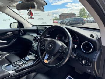 Mercedes-Benz GLC 2.1 GLC220d SE (Executive) G-Tronic 4MATIC Euro 6 (s/s) 5dr