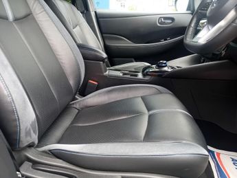 Nissan Leaf 40kWh Tekna Auto 5dr