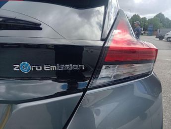 Nissan Leaf 40kWh Tekna Auto 5dr