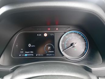 Nissan Leaf 40kWh N-Connecta Auto 5dr