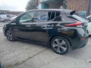 Nissan Leaf 40kWh N-Connecta Auto 5dr