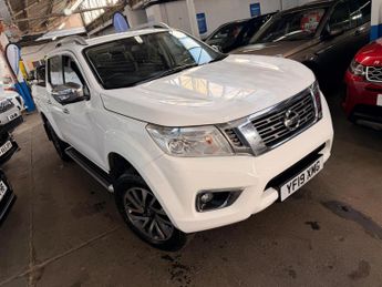 Nissan Navara 2.3 dCi Tekna Pickup Double Cab 4dr Diesel Auto 4WD Euro 6 (190 