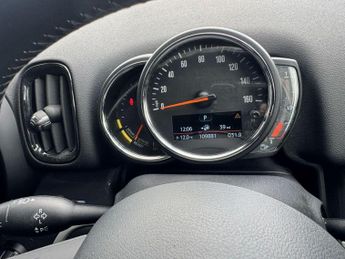 MINI COUNTRYMAN 1.5 7.6kWh GPF Cooper SE SUV 5dr Petrol Plug-in Hybrid Auto ALL4