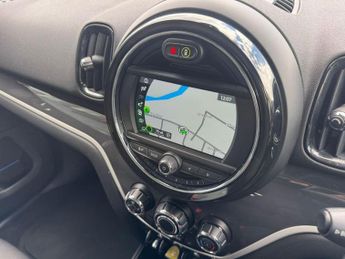 MINI COUNTRYMAN 1.5 7.6kWh GPF Cooper SE SUV 5dr Petrol Plug-in Hybrid Auto ALL4