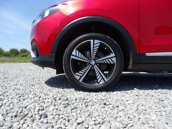 MG MG ZS 44.5kWh Exclusive Auto 5dr