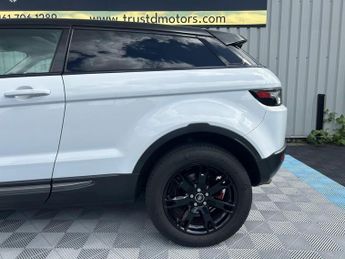 Land Rover Range Rover Evoque 2.2 SD4 Pure Tech Auto 4WD Euro 5 (s/s) 3dr