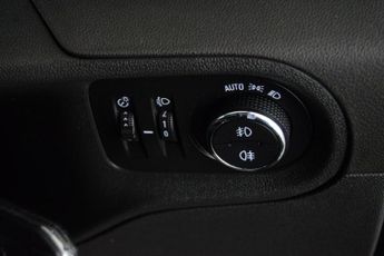 Vauxhall Grandland X 1.2 Turbo SE Premium Euro 6 (s/s) 5dr