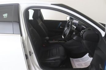 Citroen e-C4 50kWh Shine Plus Auto 5dr (7.4kW Charger)