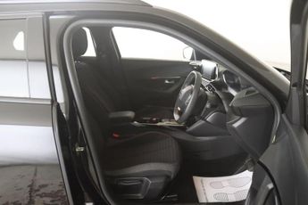 Peugeot E-2008 50kWh Active Premium + Auto 5dr (7kW Charger)