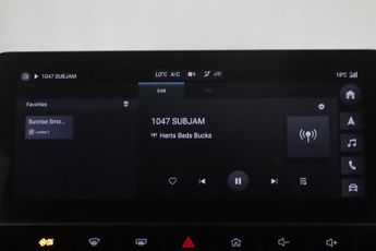 MG MG4 64kWh Trophy Long Range Auto 5dr