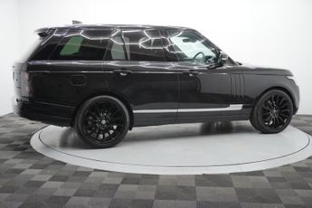 Land Rover Range Rover 3.0 TD V6 Vogue Auto 4WD Euro 6 (s/s) 5dr