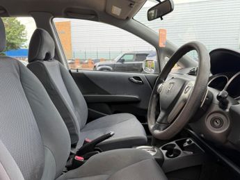 Honda Jazz 1.4 i-DSI SE CVT-7 5dr