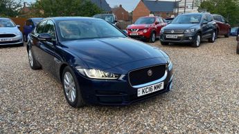 Jaguar XE 2.0d Portfolio Auto Euro 6 (s/s) 4dr