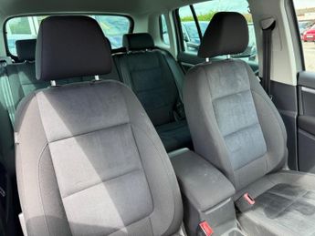 Volkswagen Tiguan 2.0 TDI BlueMotion Tech SE DSG 4WD Euro 5 (s/s) 5dr