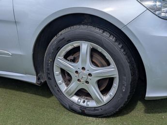 Mercedes-Benz R Class 3.0 R350L CDI G-Tronic+ 4WD Euro 5 5dr (7 seats)