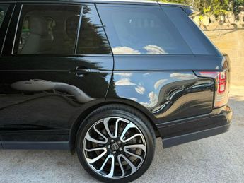 Land Rover Range Rover 3.0 TD V6 Vogue Auto 4WD Euro 5 (s/s) 5dr