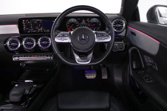 Mercedes-Benz CLA 2.0 CLA220d AMG Line (Premium) Coupe 8G-DCT Euro 6 (s/s) 4dr