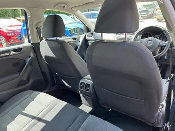 Volkswagen Golf 1.6 TDI Match DSG Euro 5 5dr