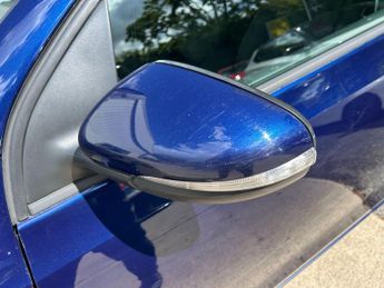 Volkswagen Golf 1.6 TDI Match DSG Euro 5 5dr
