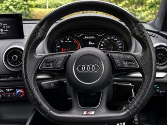 Audi A3 1.6 TDI Black Edition Sportback S Tronic Euro 6 (s/s) 5dr