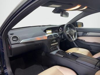 Mercedes-Benz C Class 2.1 C220 CDI BlueEfficiency AMG Sport G-Tronic+ Euro 5 (s/s) 2dr