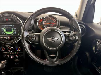 MINI Hatch 2.0 Cooper SD Hatchback 5dr Diesel Auto 6Spd Euro 6 (s/s) (170 p