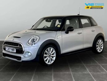 MINI Hatch 2.0 Cooper SD Hatchback 5dr Diesel Auto 6Spd Euro 6 (s/s) (170 p