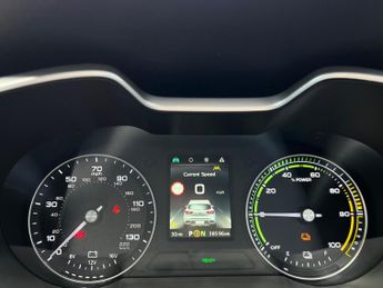 MG MG ZS 44.5kWh Exclusive Auto 5dr