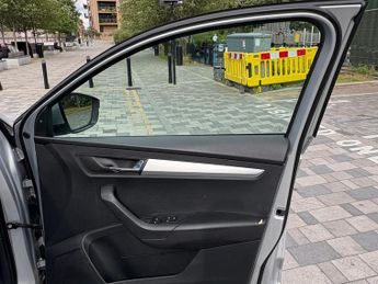 Skoda Karoq 1.0 TSI SE DSG Euro 6 (s/s) 5dr
