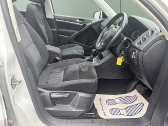 Volkswagen Tiguan 1.4 TSI BlueMotion Tech Moda DSG 5dr