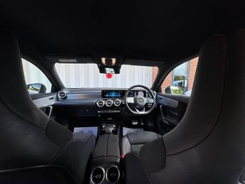 Mercedes-Benz A Class 2.0 A220 AMG Line (Premium) 7G-DCT Euro 6 (s/s) 5dr