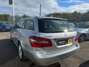 Mercedes-Benz E Class 2.1 E250 CDI BlueEfficiency Avantgarde Tiptronic Euro 5 5dr