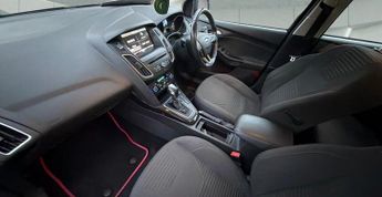Ford Focus 1.0T EcoBoost Zetec Auto Euro 6 (s/s) 5dr