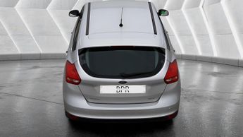 Ford Focus 1.0T EcoBoost Zetec Auto Euro 6 (s/s) 5dr