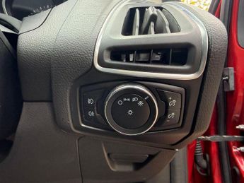 Ford Focus 2.0 TDCi Titanium X Powershift Euro 5 5dr