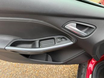 Ford Focus 2.0 TDCi Titanium X Powershift Euro 5 5dr
