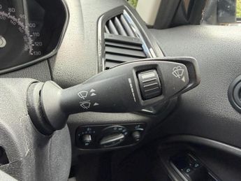 Ford EcoSport 1.0T EcoBoost Titanium 2WD Euro 5 (s/s) 5dr